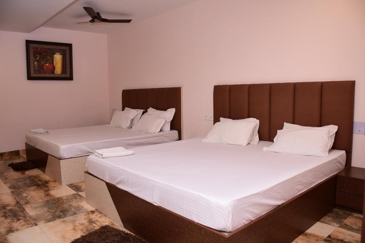 סיליגורי Hotel Tourist Inn מראה חיצוני תמונה